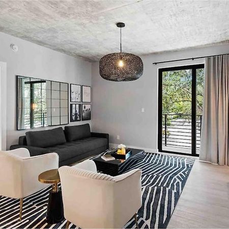 Pretty Rola 204 Upscale Spacious 1B1B Apt W King Bed At Downtown Ft Lauderdale 포트 로더데일 외부 사진