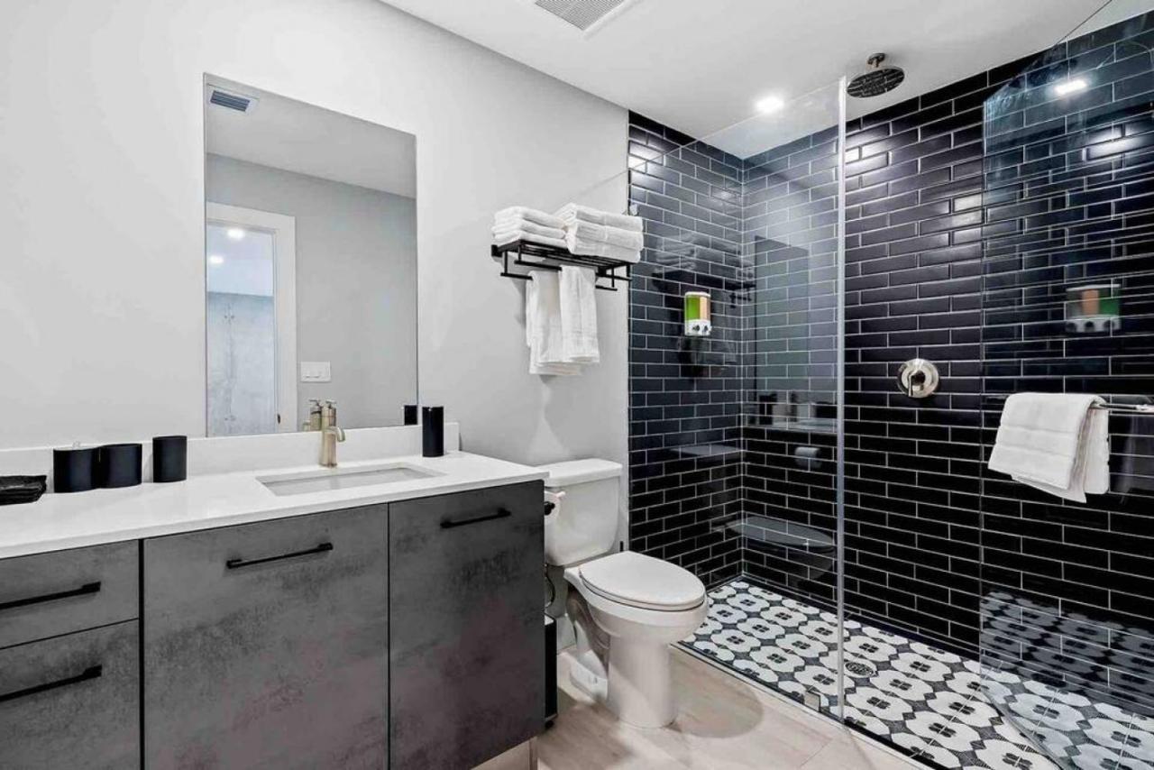 Pretty Rola 204 Upscale Spacious 1B1B Apt W King Bed At Downtown Ft Lauderdale 포트 로더데일 외부 사진