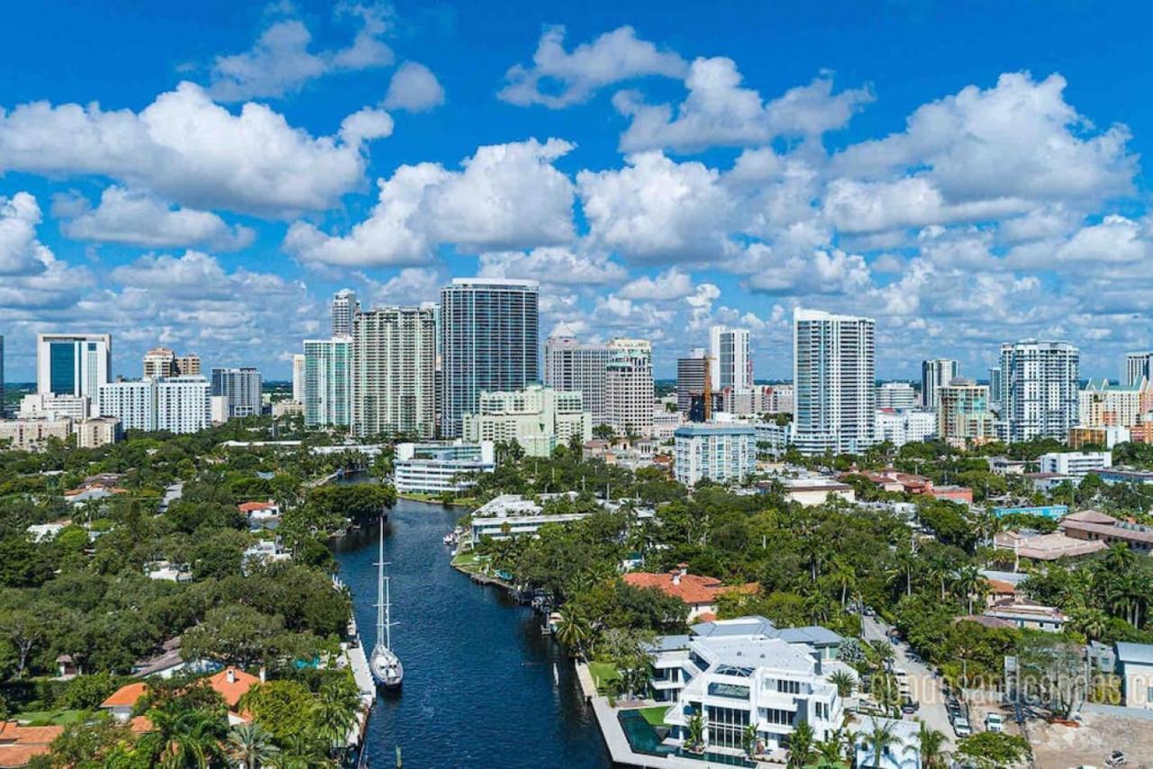 Pretty Rola 204 Upscale Spacious 1B1B Apt W King Bed At Downtown Ft Lauderdale 포트 로더데일 외부 사진