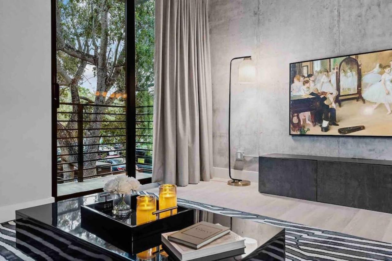 Pretty Rola 204 Upscale Spacious 1B1B Apt W King Bed At Downtown Ft Lauderdale 포트 로더데일 외부 사진