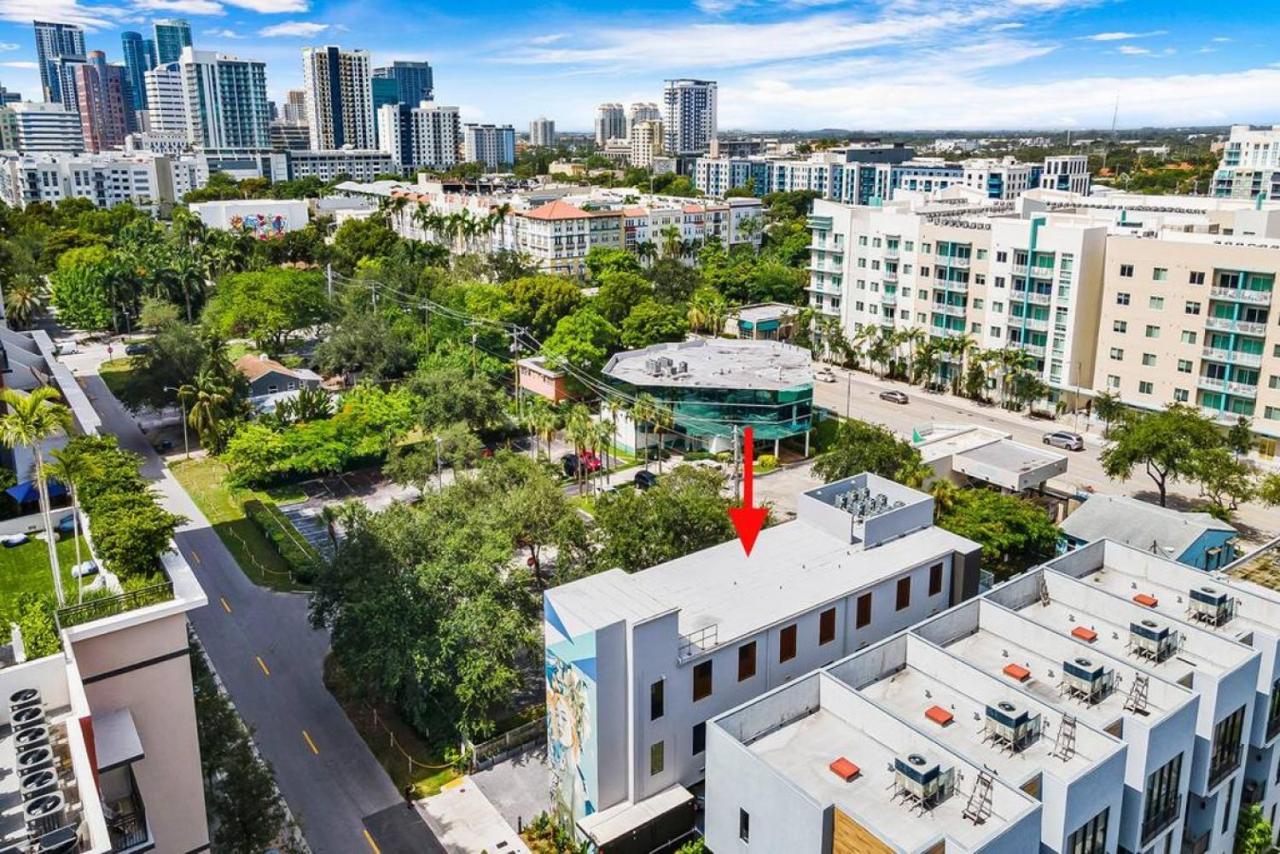 Pretty Rola 204 Upscale Spacious 1B1B Apt W King Bed At Downtown Ft Lauderdale 포트 로더데일 외부 사진